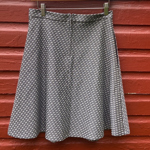 Theory Zaikin B2 Knit Flare Skirt Women's Size 4 - Picture 4 of 8